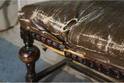 Реставраторы СПбГУ восстановили мебель конца XIX века в формах стиля ренессанс для кабинета декана биофака