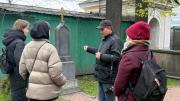 Универсанты промыли историческое надгробие востоковеда Никиты Бичурина